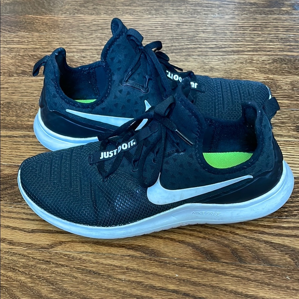 Nike Black and White Athletic Shoes